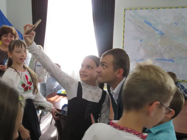 Учні ЗОШ №25 завітали на екскурсію до Хмельницької міської ради — фото 14