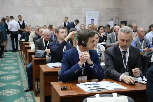 В Хмельницком проходит Международный семинар по энергоэффективности в рамках Дней устойчивой энергии — фото 8
