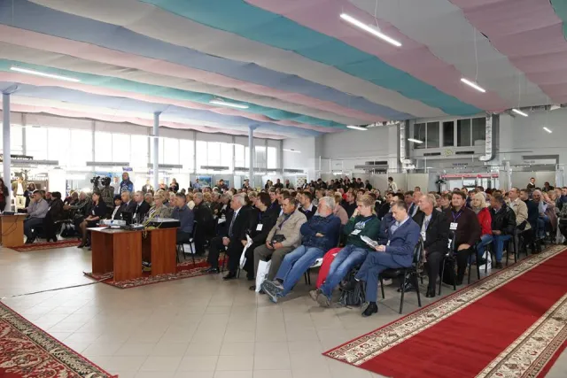 В Хмельницькому проходить перший Форум Енергоефективності міста — фото 8