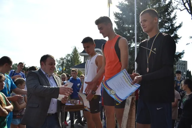 В Кам’янці-Подільському знову зібралися щоб влаштувати пробіг — фото 3