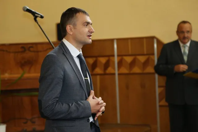 В Хмельницком вручили грамоты лучшим библиотекарям по случаю профессионального праздника — фото 5