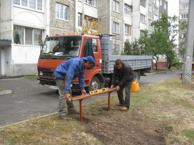 В городе устраивают современные детские и спортивные площадки — фото 4