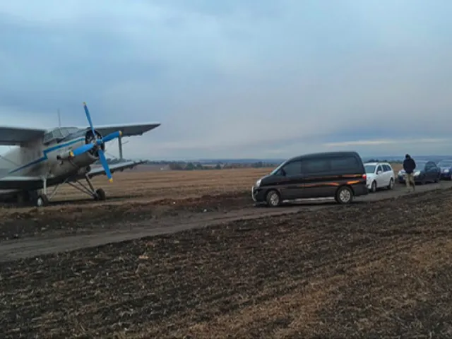 На Хмельниччині затримали літак з контрабандою — фото 2
