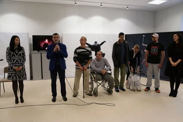 У Хмельницькому відкрили фотовиставку «Переможці», присвячену Героям АТО — фото 8