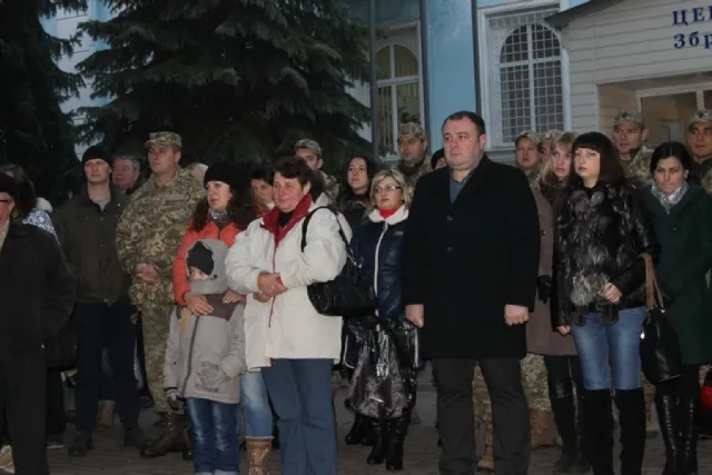 З Кам'янця-Подільського в зону АТО вирушили військовослужбовці — фото 6