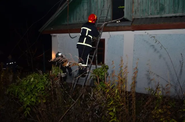 На Хмельниччині під час пожежі в будинку загинув 27-річний чоловік — фото 3
