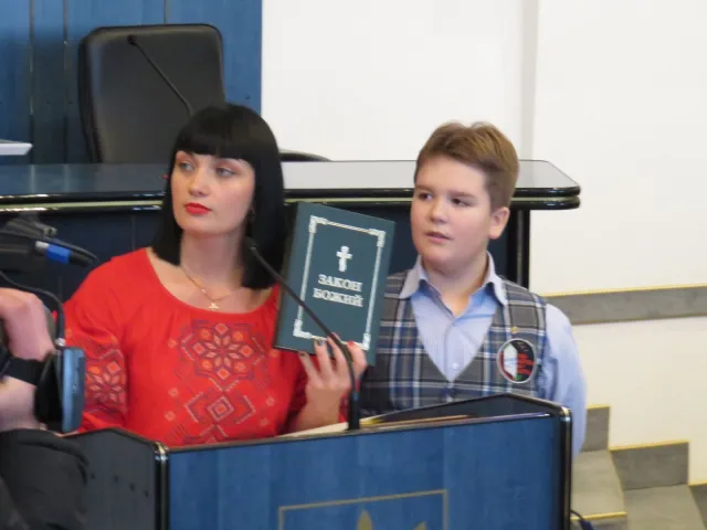 Учні Хмельницького ліцею №17 завітали на екскурсію до міської ради — фото 10