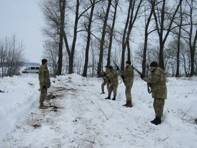 У Волочиському районі попрощалися із загиблим Героєм АТО — фото 2