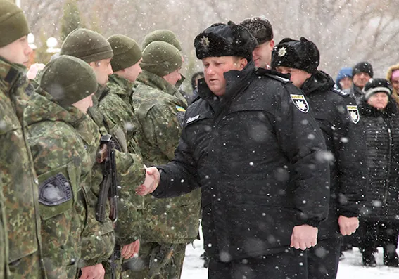 З Хмельницького у зону АТО вирушили 25 військовослужбовців — фото 10
