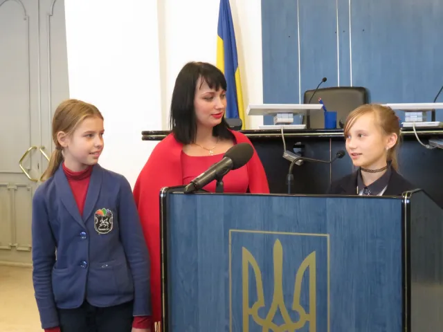 Учні Хмельницької гімназії №1 ім. В. Красицького завітали на екскурсію до міської ради — фото 7