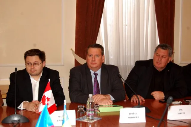 До Хмельницького в рамках робочого візиту прибули канадські інвестори — фото 3