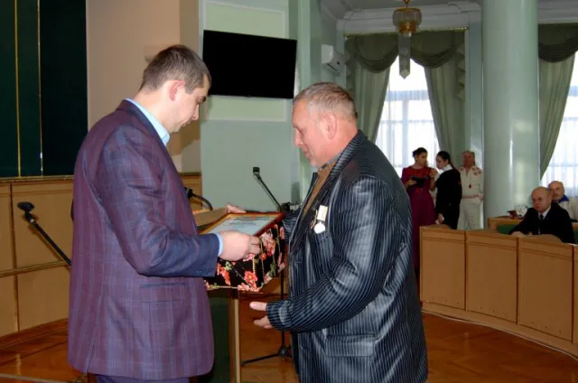 У Хмельницькому вшанували ліквідаторів катастрофи на Чорнобильській АЕС — фото 8