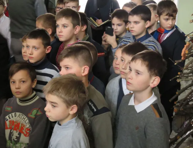 Учні Хмельницької СЗОШ №19 завітали на екскурсію до міської ради — фото 5