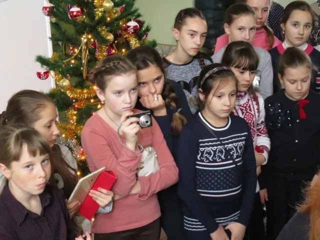 Учні Хмельницької СЗОШ №19 завітали на екскурсію до міської ради — фото 6