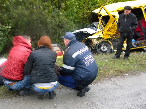 На Хмельниччині судитимуть водія вантажівки, через якого в аварії загинуло 4 людей — фото 5