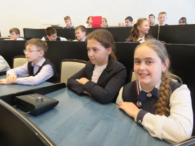 Для учнів гімназії №2 провели цікаву екскурсію у міській раді — фото 6
