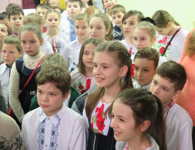 Для учнів школи №24 провели пізнавальну екскурсію у міській раді — фото 2