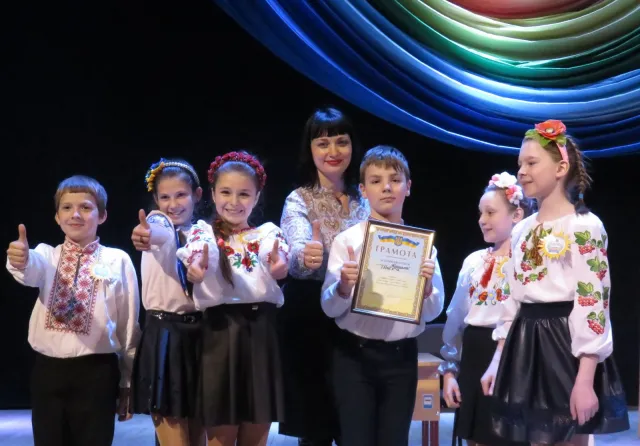 Школярі показали відмінні знання з місцевого самоврядування на брейн-рингу «Моя позиція» — фото 16