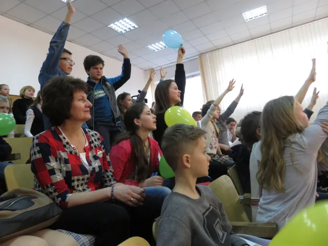 Маленькі хмельничани показали відмінні знання з історії рідного міста на проекті «Битва шкіл» — фото 9