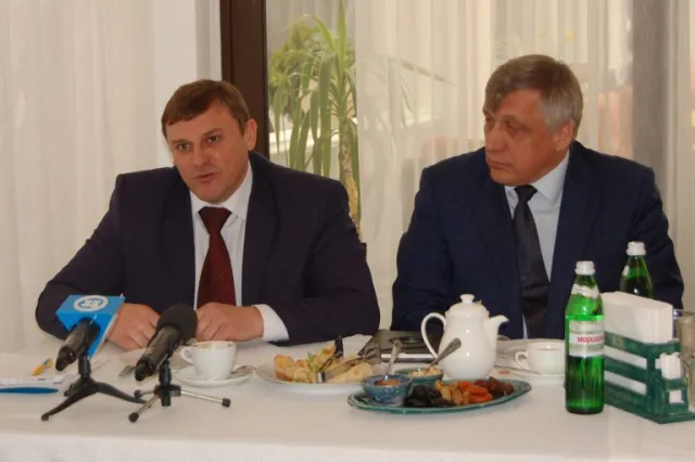 На Хмельнитчине откроют шесть новых ЦНАПов при поддержке программы Евросоюза U-LEAD — фото 3