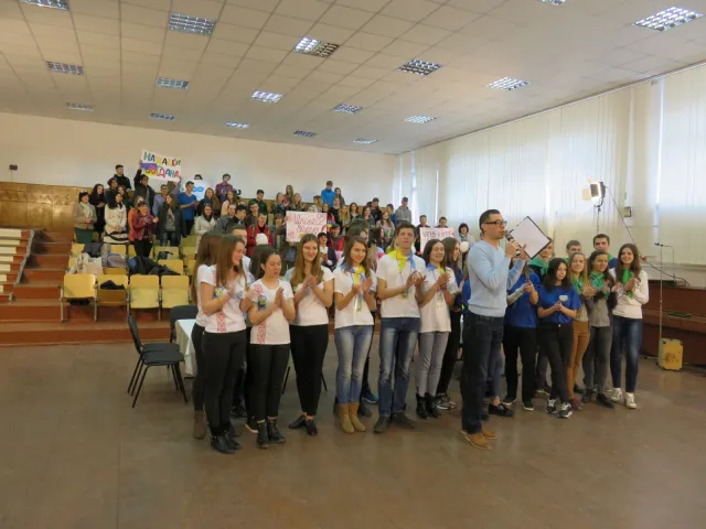 Юні хмельничани показали відмінні знання з історії рідного міста на брейн-рингу «Моя позиція» та виграли поїздку до Верховної Ради України — фото 4
