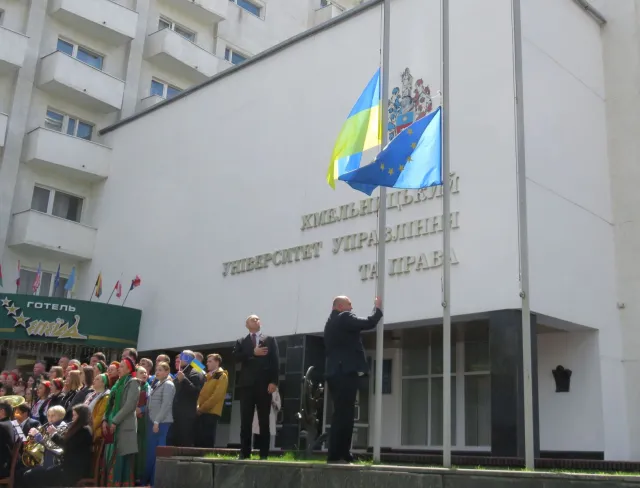 У Хмельницькому розпочалися святкові заходи з нагоди відзначення Дня Європи — фото 4