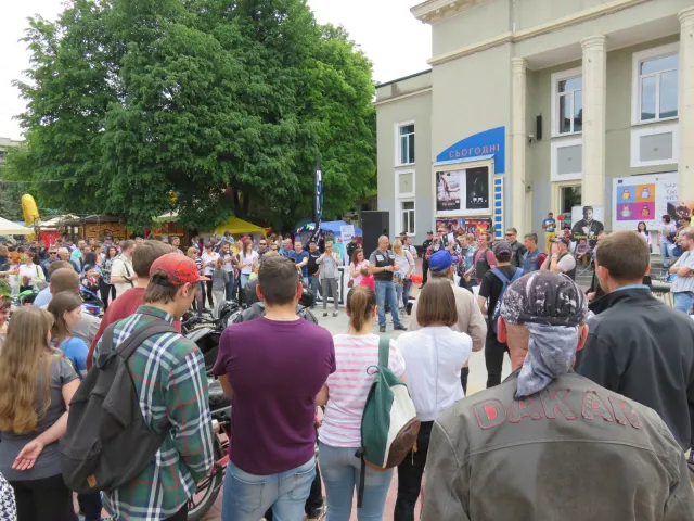 Креветки, шашлики і солодощі: у Хмельницькому пройшов Фестиваль рестораторів Поділля — фото 3