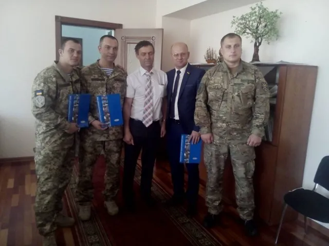 Дружба и сотрудничество: в Хмельницкого появился новый город-партнер — фото 1