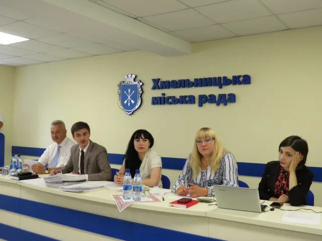 Арт-город, интерактивная детская зона и 3D-путеводитель: в Хмельницком выбрали 17 победителей проекта «Общественные инициативы» — фото 1