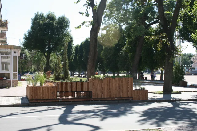 Парклет, арт-містечко та мурал: у Хмельницькому відзначили 30 річницю партнерства з американським містом Модесто — фото 13