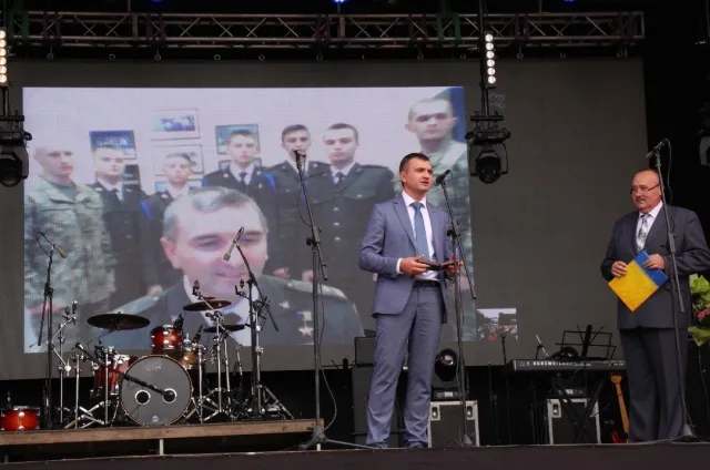 На День міста Хмельницький отримав Почесний прапор Ради Європи — фото 3