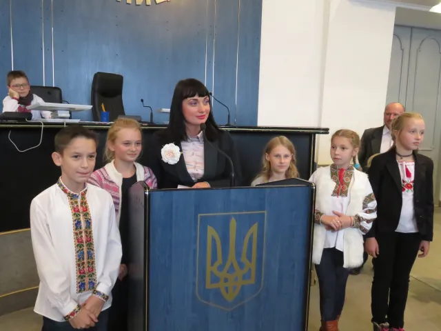 Для учнів технологічного багатопрофільного ліцею ім. А. Мазура провели цікаву екскурсію у міській раді — фото 6