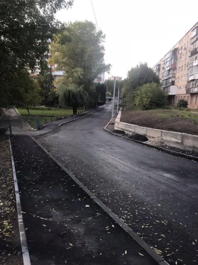 В Юго-Западном микрорайоне появилась новая пешеходная дорожка и освещение — фото 6