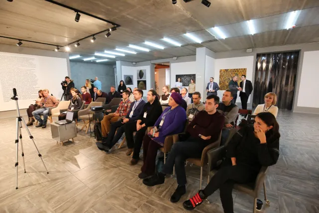 «Новий бренд, нові можливості»: яким уявляють місто хмельничани — фото 3