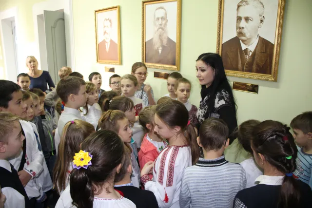 П'ятикласники школи №14 відвідали екскурсію у міській раді — фото 2