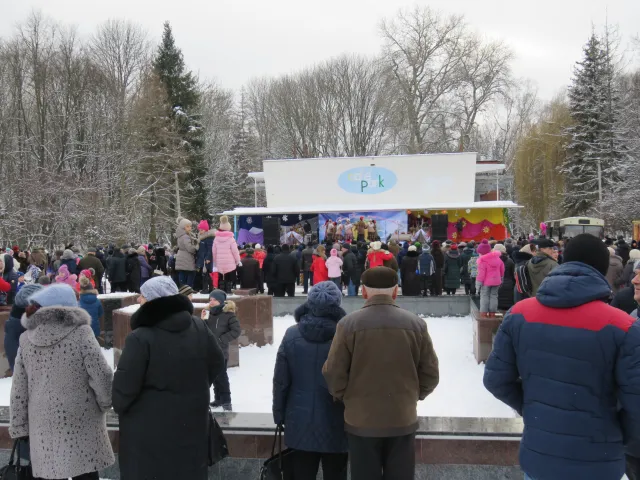 Мастер-класс, ярмарка и концерт: в Хмельницком отметили праздник Сретения — фото 9