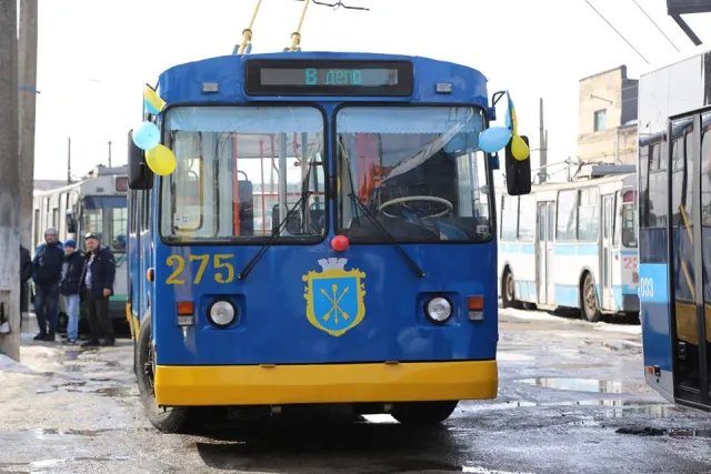Вулицями Хмельницького курсуватимуть 7 нових тролейбусів — фото 2