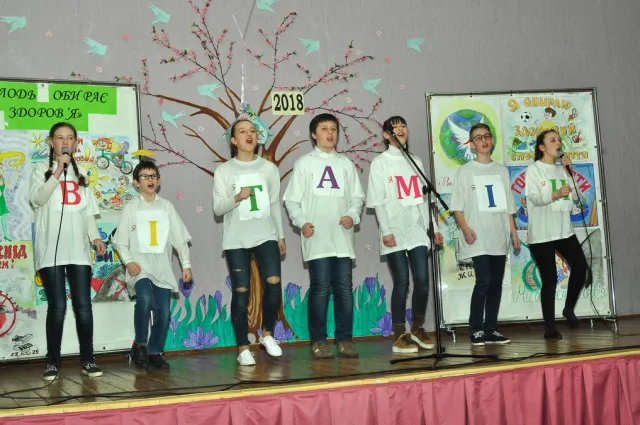 Хмельницькі школярі взяли участь у фестивалі «Молодь обирає здоров’я» — фото 3