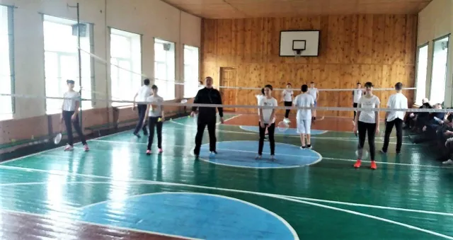 Інновації на уроках фізкультури: в Хмельницькій гімназії №1 ім. В. Красицького втілюють проект «JuniorZ» — фото 7