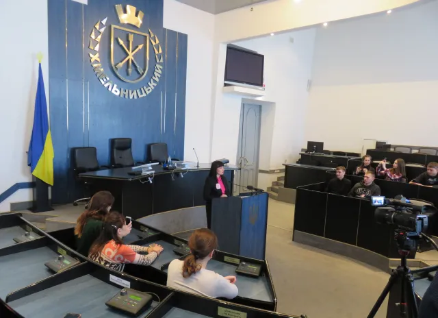 На екскурсію до міської ради завітали студенти Хмельницького національного університету — фото 7