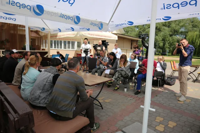 Наметове містечко, фуд-корти та дві сцени: яким був фестиваль «Rock&Buh-2018» — фото 12