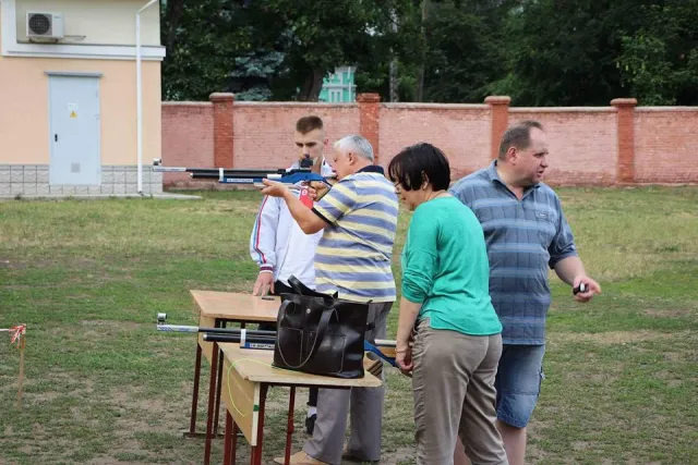 Бойовий гопак, регбі та футбол: як у Хмельницькому відзначали загальноміський День здоров'я — фото 5