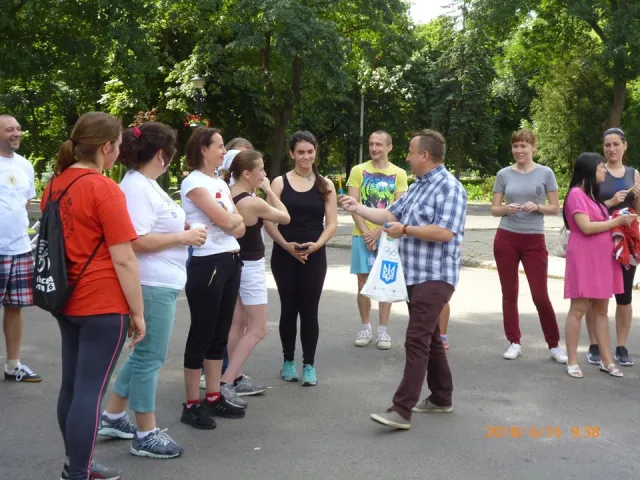 «Здоровий лікар - здорова нація»: у Хмельницькому відбувся спортивний забіг — фото 2