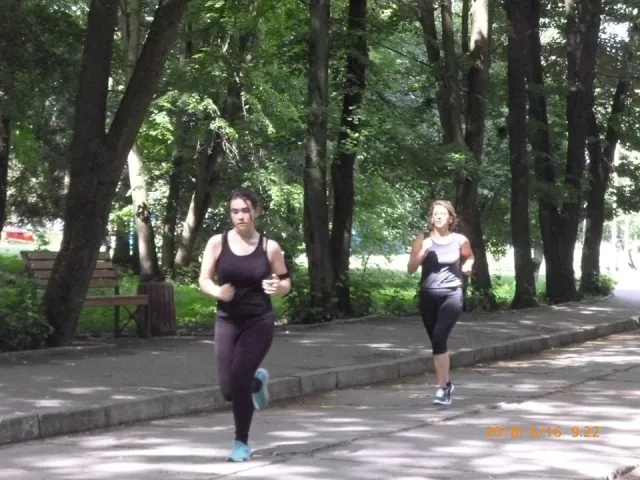 «Здоровий лікар - здорова нація»: у Хмельницькому відбувся спортивний забіг — фото 9