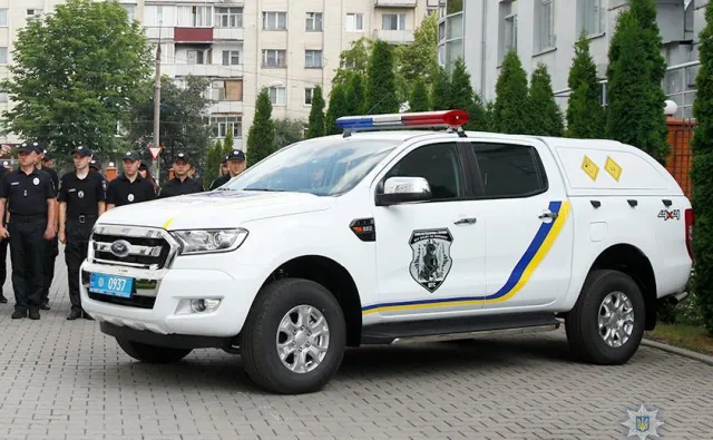 Хмельницкие полицейские получили современный передвижной взрывотехнический комплекс — фото 3