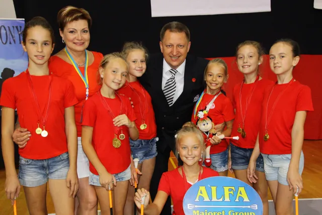 Хмельницький колектив мажореток «Альфа» успішно виступив на Чемпіонаті Європи — фото 1