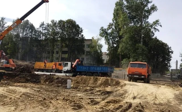 У Хмельницькому розпочали зводити новий корпус обласної дитячої лікарні — фото 1