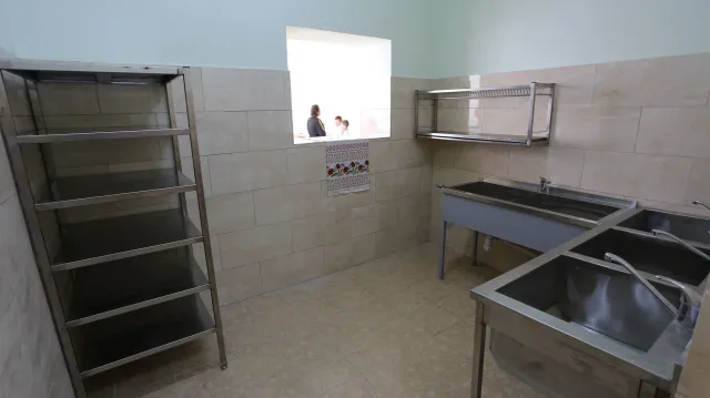 У початковій загальноосвітній школі №18 з'явився новий харчоблок — фото 2