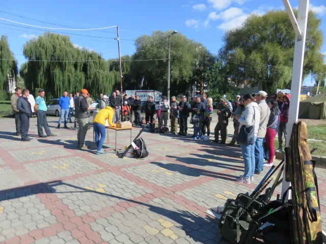 У Хмельницькому на День міста провели Чемпіонат зі спортивної риболовлі — фото 13